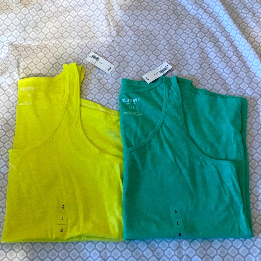 Old Navy Tanks Green & Yellow Size L Both Tanks $5